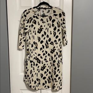 Cute soft leopard print dress/ long shirt!!